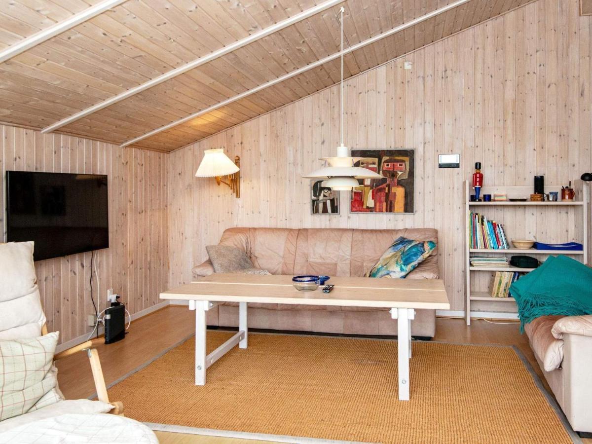 6 Person Holiday Home In Fan Fano Exterior photo